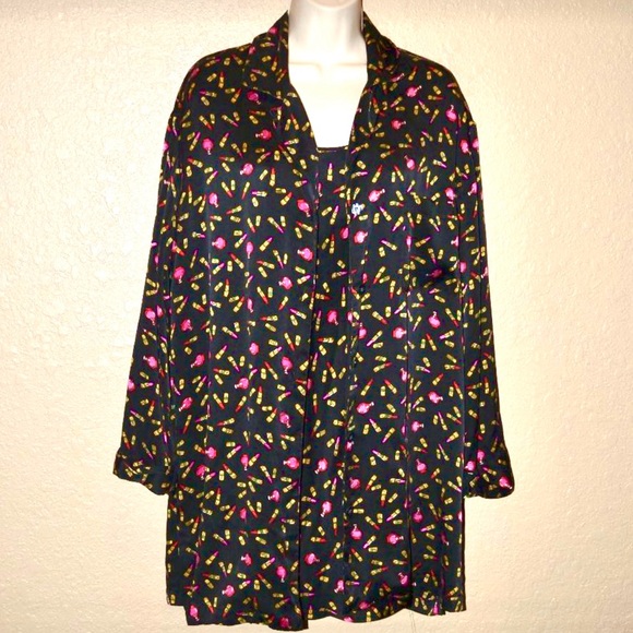 Neiman Marcus 2 piece Nightgown and Nightshirt Set with Lipstick Cosmetic Print - Picture 4 of 5